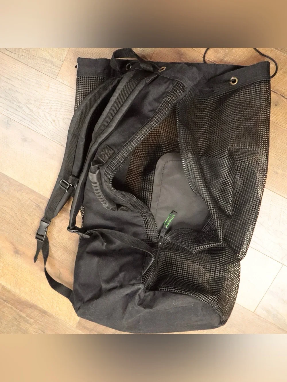 AKONA Adventure Gear Mesh Scuba Diving Backpack Bag Black AKB 232 Snorkel Duffle